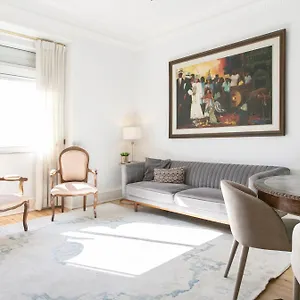 Boutique Near Ritz & Liberdade Appartement